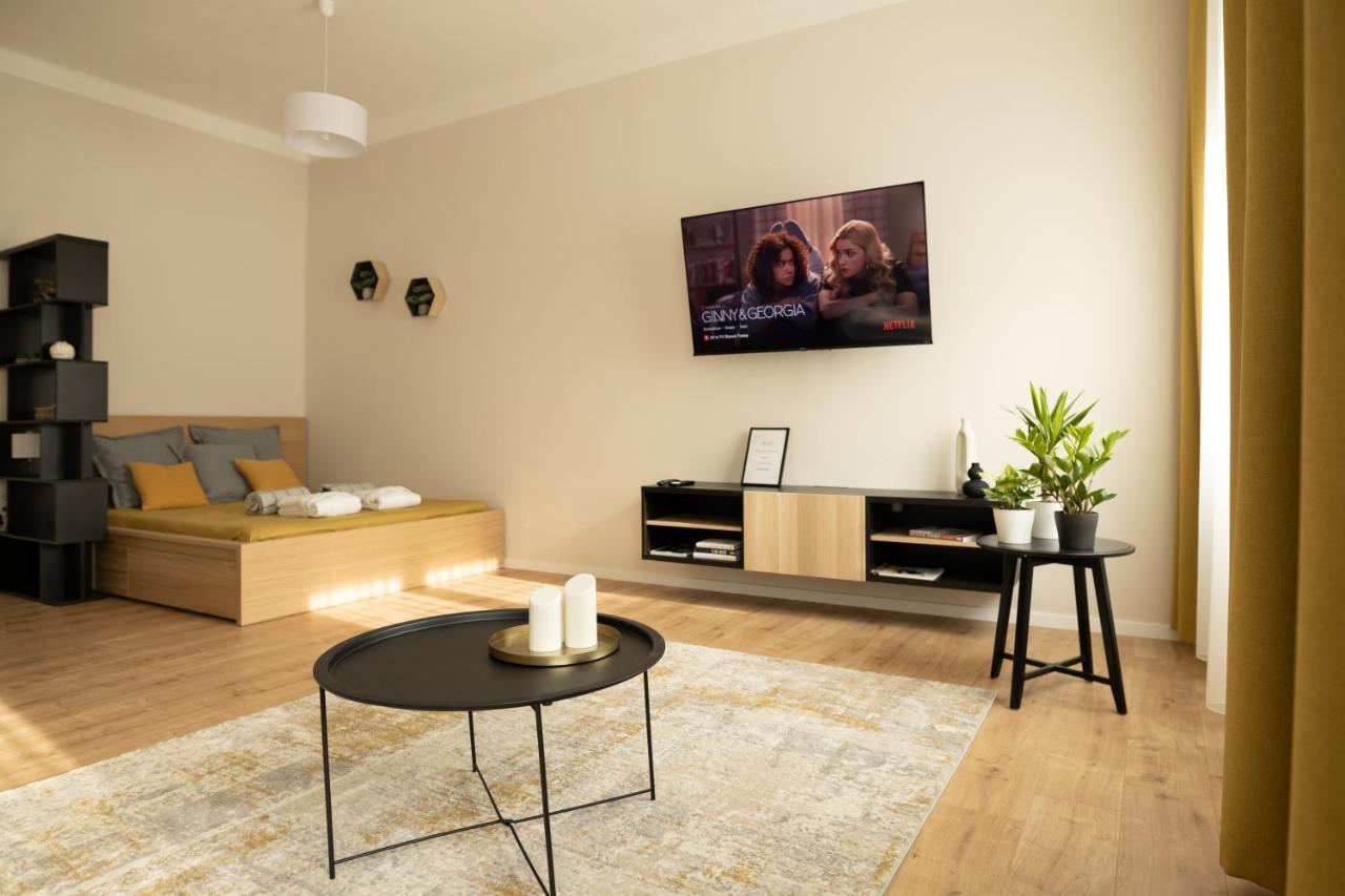 Appartement Square 2 à Debrecen Extérieur photo